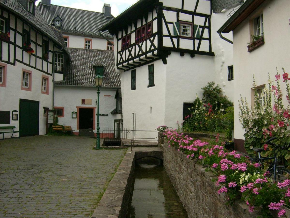 Gaestehaus Fries Blankenheim  Buitenkant foto